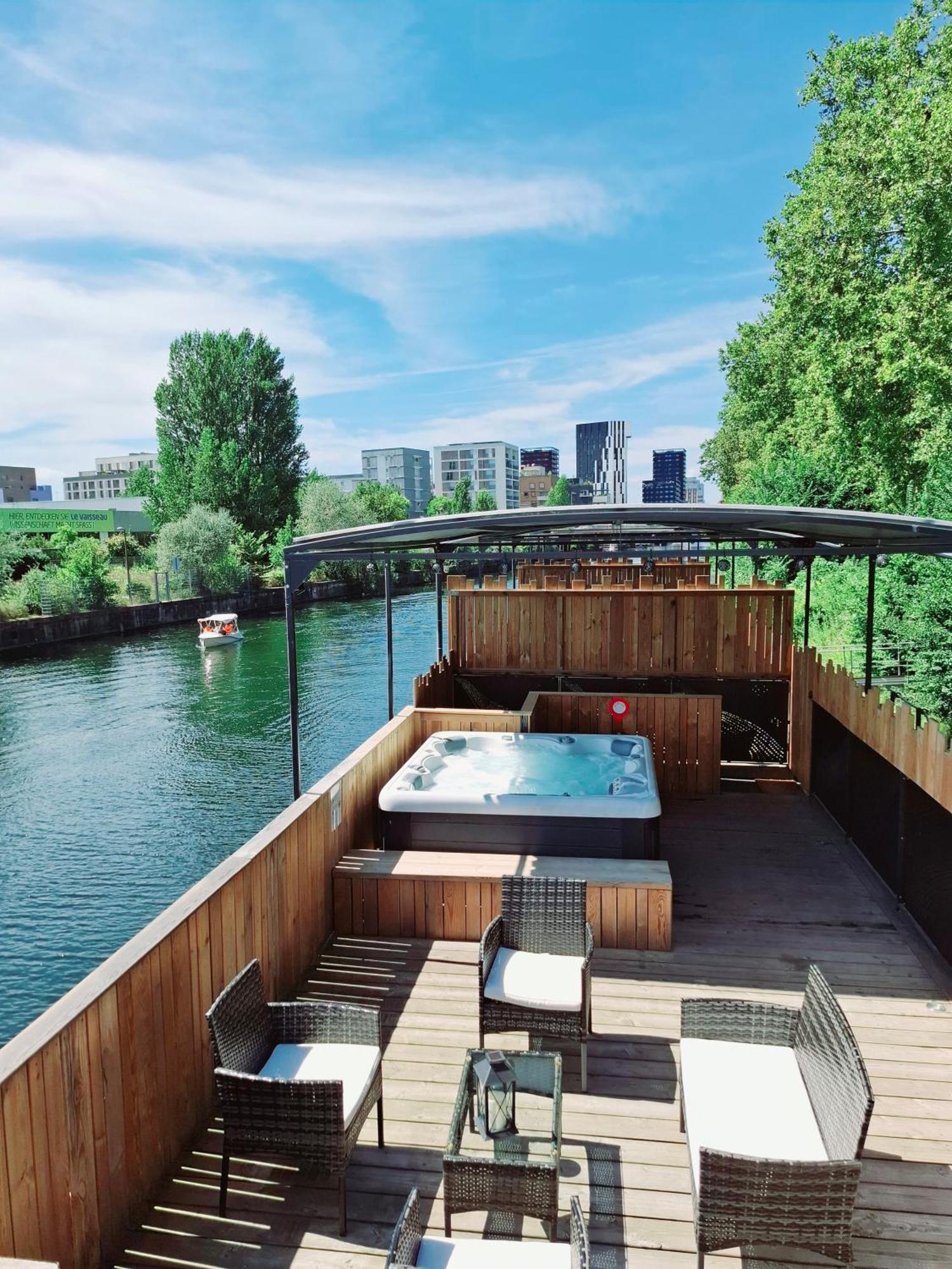 La Peniche De Fabrice Avec Jacuzzi Privatif Apartment Strasbourg Exterior photo